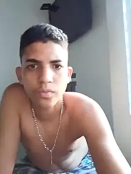 Snapshot of Lukaz_Caballero chatting on 06-11-26, 10:08 Lukaz Caballero online show from 06-11-26, 10:08