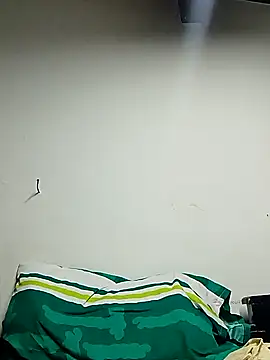 Snapshot of Lukaz_Caballero chatting on 06-18-26, 05:19 Lukaz Caballero online show from 06-18-26, 05:19
