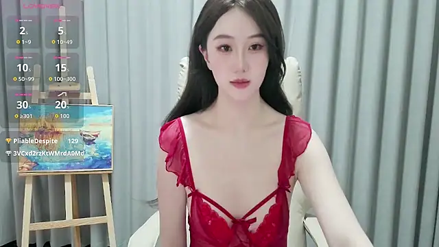 Snapshot of LUNYI-CC chatting on 05-27-26, 11:07 LUNYI-CC online show from 05-27-26, 11:07