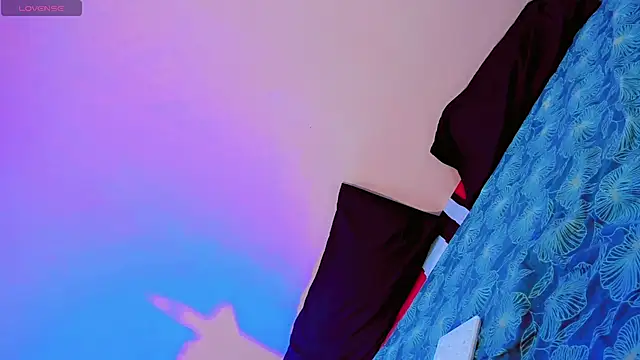 Tania Baker online show from 04-15-26, 01:40