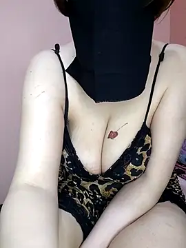 Snapshot of Soso_Daloaa chatting on 05-04-26, 04:58 Soso Daloaa online show from 05-04-26, 04:58
