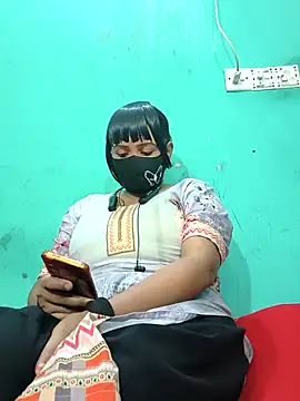 Snapshot of RaniBd01 chatting on 04-28-26, 02:33 RaniBd01 online show from 04-28-26, 02:33