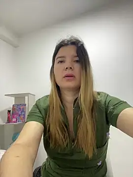amelia 16 online show from 06-17-26, 08:28