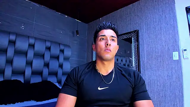 alangreek1 online show from 04-19-26, 08:33