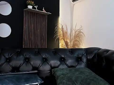 Coleth Foster online show from 04-12-26, 04:01