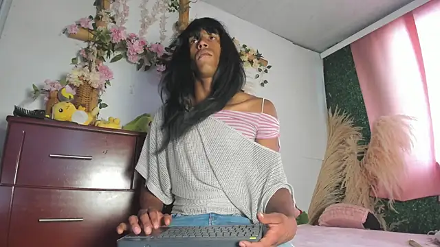 Lexyy lux online show from 04-15-26, 01:29