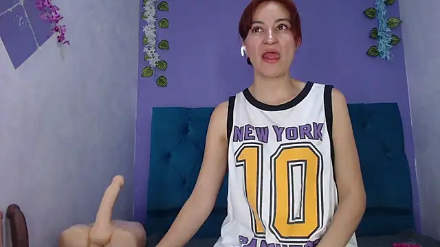 alorena megancm online show from 05-13-26, 03:26