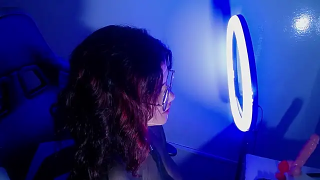 Snapshot of Scarlett_jhonson_ch chatting on 04-28-26, 12:54 Scarlett jhonson ch online show from 04-28-26, 12:54