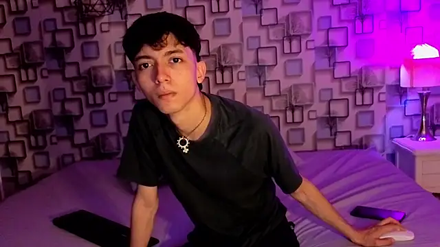 Twink Sebas7 online show from 05-26-26, 12:12