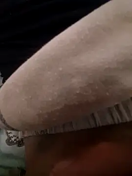 Snapshot of 19gostosoo chatting on 04-16-26, 05:03 19gostosoo online show from 04-16-26, 05:03