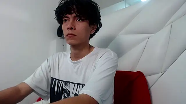 Shirowitheb online show from 04-12-26, 12:21