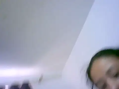 Snapshot of katrina-09 chatting on 05-06-26, 12:54 katrina-09 online show from 05-06-26, 12:54
