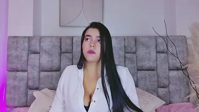 FloraKamelia online show from 04-10-26, 08:13