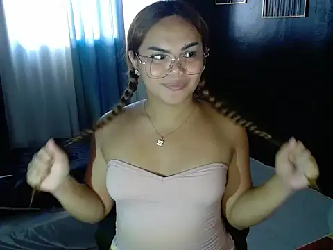 Kylie mortel online show from 04-09-26, 04:01