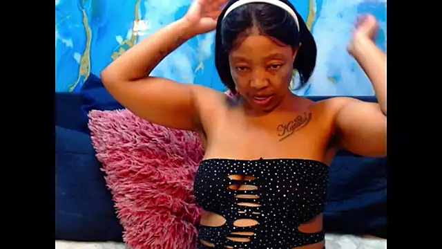 choclatelips xxx online show from 06-25-26, 07:57