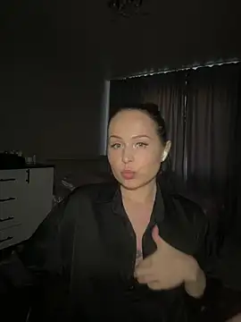 Snapshot of Hopefully_ chatting on 06-12-26, 06:01 Hopefully online show from 06-12-26, 06:01