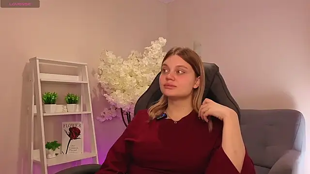 AdeleBaile online show from 04-21-26, 06:09