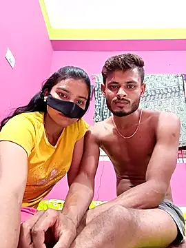 Snapshot of Hot-Couple4 chatting on 04-13-26, 06:02 Hot-Couple4 online show from 04-13-26, 06:02