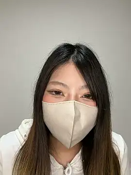 Snapshot of mii2222 chatting on 04-15-26, 12:34 mii2222 online show from 04-15-26, 12:34