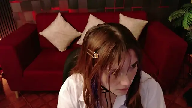 Emily Cherry  online show from 07-18-26, 03:27