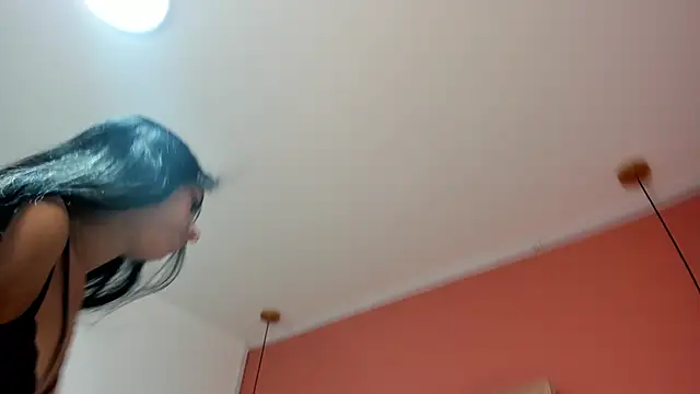 VIOLET 19XXX online show from 05-11-26, 12:22