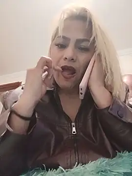 Snapshot of LUISA__07 chatting on 05-24-26, 12:59 LUISA 07 online show from 05-24-26, 12:59