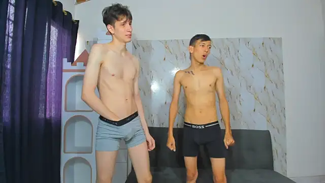 Snapshot of Sweet_boyshot chatting on 04-10-26, 02:00 Sweet boyshot online show from 04-10-26, 02:00