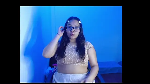 arymoon777 online show from 04-18-26, 02:59