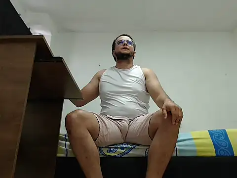 Masterboy00 online show from 04-17-26, 01:58