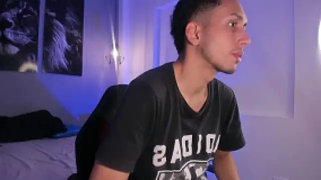 Zack isback online show from 04-10-26, 07:51