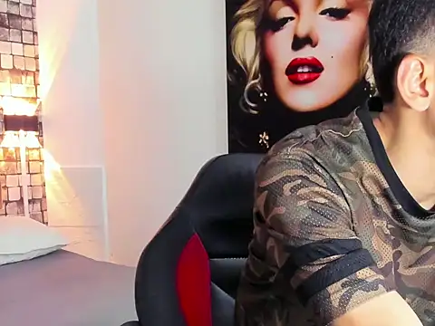 Zack isback online show from 04-11-26, 08:24