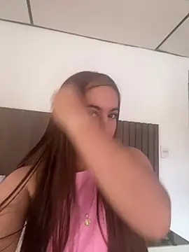 Snapshot of Aitana_Lux chatting on 04-13-26, 07:08 Aitana Lux online show from 04-13-26, 07:08