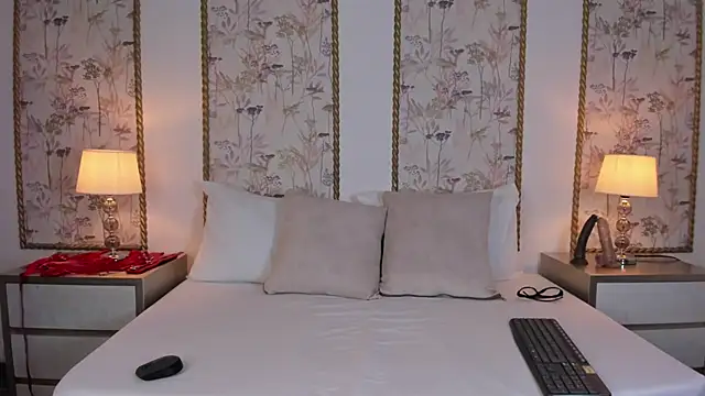Snapshot of jade_spinters chatting on 06-25-26, 07:40 jade spinters online show from 06-25-26, 07:40
