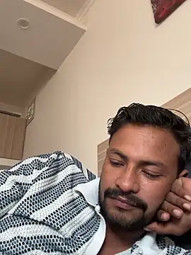 newdelhiBOY  online show from 05-31-26, 09:16