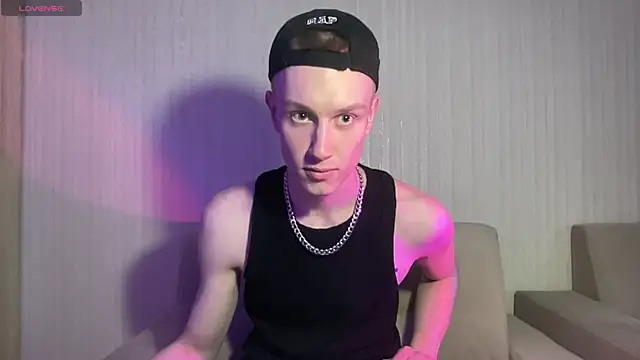 Travis Gracile online show from 04-23-26, 09:19
