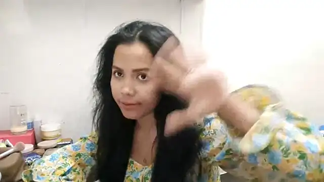 Snapshot of LiliyanaS chatting on 04-11-26, 07:45 LiliyanaS online show from 04-11-26, 07:45