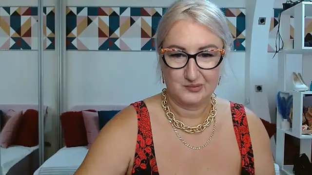 DianaFrances online show from 07-08-26, 06:40