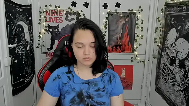 Caroline cutte online show from 07-03-26, 07:15