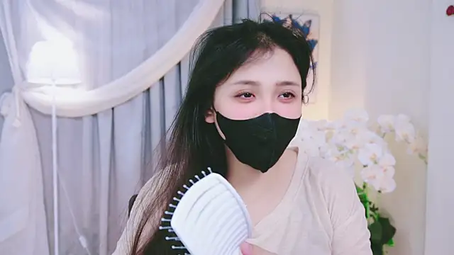 Snapshot of Chan_Chann chatting on 05-19-26, 04:30 Chan Chann online show from 05-19-26, 04:30