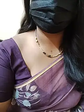 Stephaniee27 online show from 07-01-26, 08:49