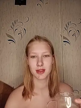 Snapshot of Tanya_Savel chatting on 05-04-26, 06:26 Tanya Savel online show from 05-04-26, 06:26