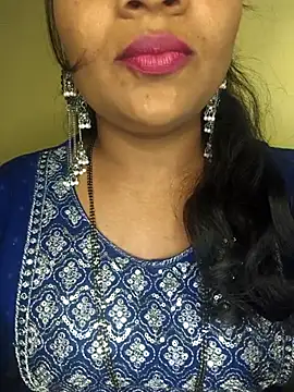 Snapshot of ur_love_kannada1 chatting on 05-11-26, 04:04 ur love kannada1 online show from 05-11-26, 04:04