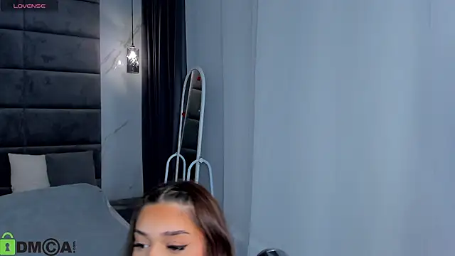 Aisha Tiffany online show from 05-13-26, 09:39