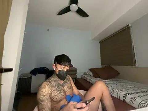 tattoo hottie online show from 04-15-26, 08:20