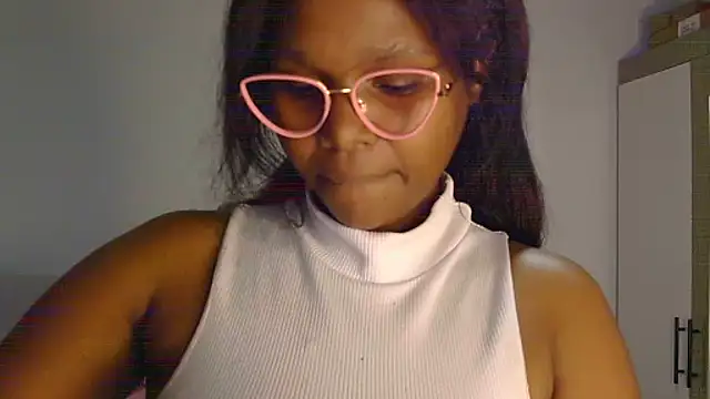 Snapshot of Darrkdeeva669 chatting on 07-02-26, 04:13 Darrkdeeva669 online show from 07-02-26, 04:13