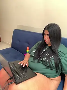 Snapshot of megan_purpura chatting on 04-21-26, 02:56 megan purpura online show from 04-21-26, 02:56