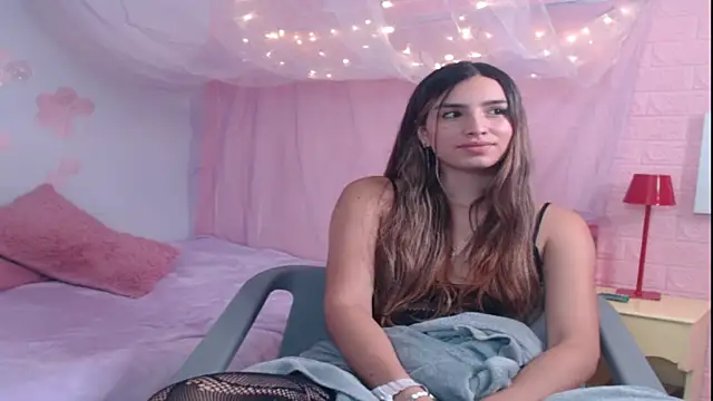 AmaraSaint online show from 06-06-26, 11:31