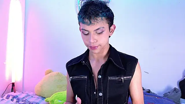 Snapshot of Apolo_Prince1 chatting on 07-04-26, 03:35 Apolo Prince1 online show from 07-04-26, 03:35