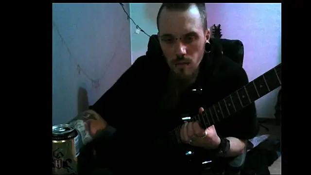 Snapshot of THatRandomMetalHead chatting on 04-17-26, 11:08 THatRandomMetalHead online show from 04-17-26, 11:08