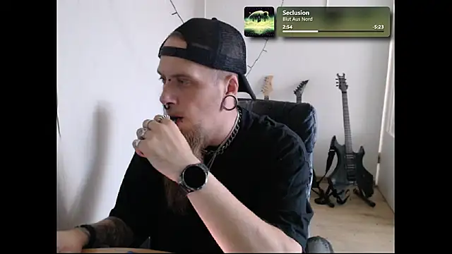 THatRandomMetalHead online show from 07-10-26, 03:58